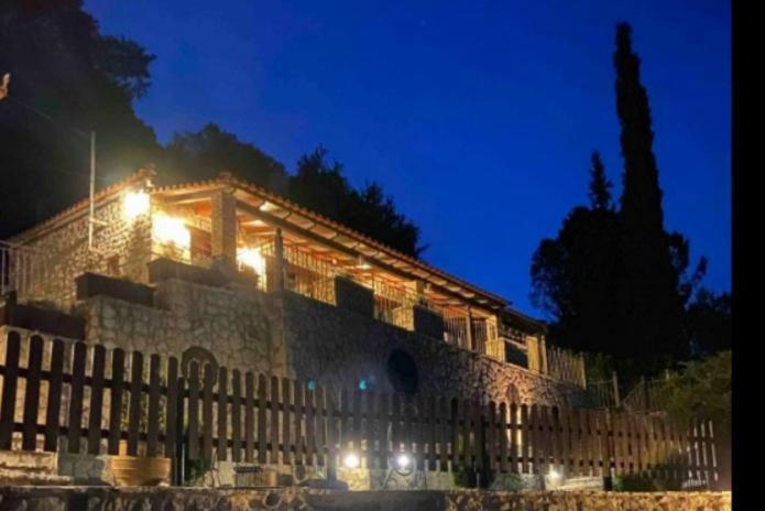 Petra Thea Villa Каритена Экстерьер фото